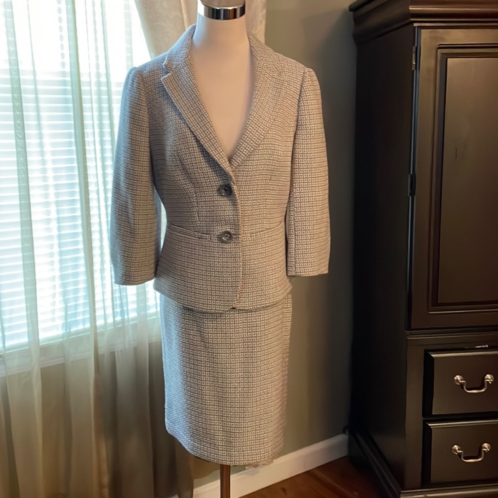 Limited Collection Suite. Grey and white. Jacket is M and shirt is size 10